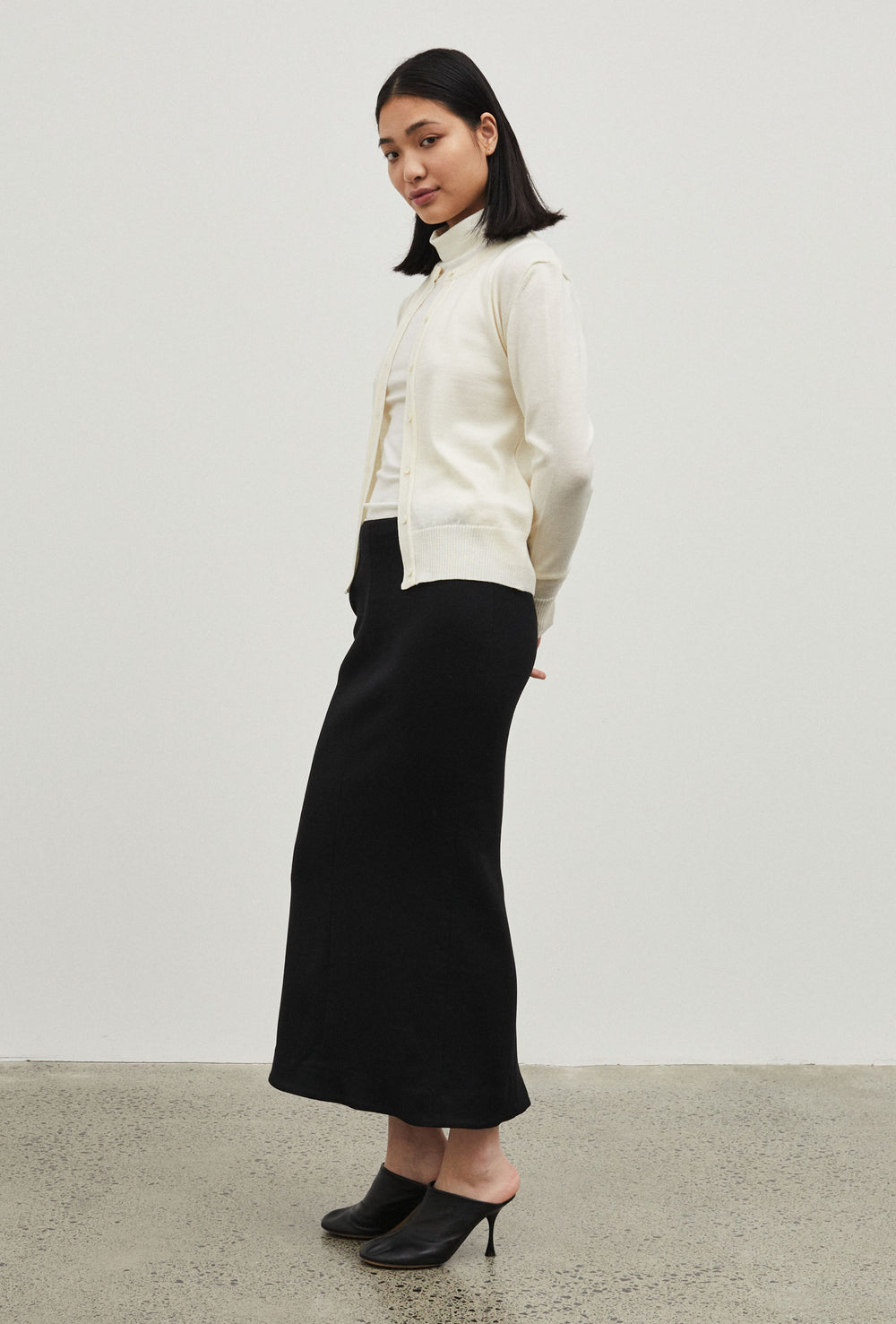 01 Cardigan