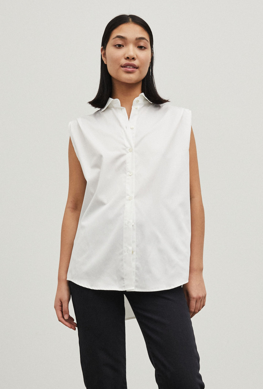 Sleeveless Shirt