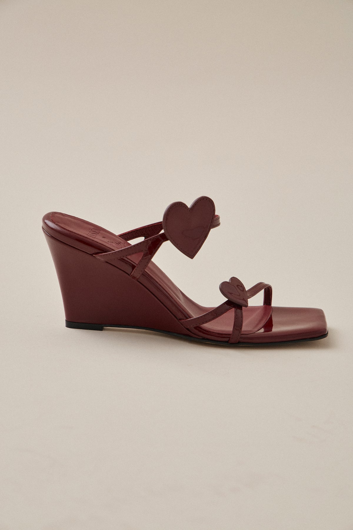 Heartstopper Wedge