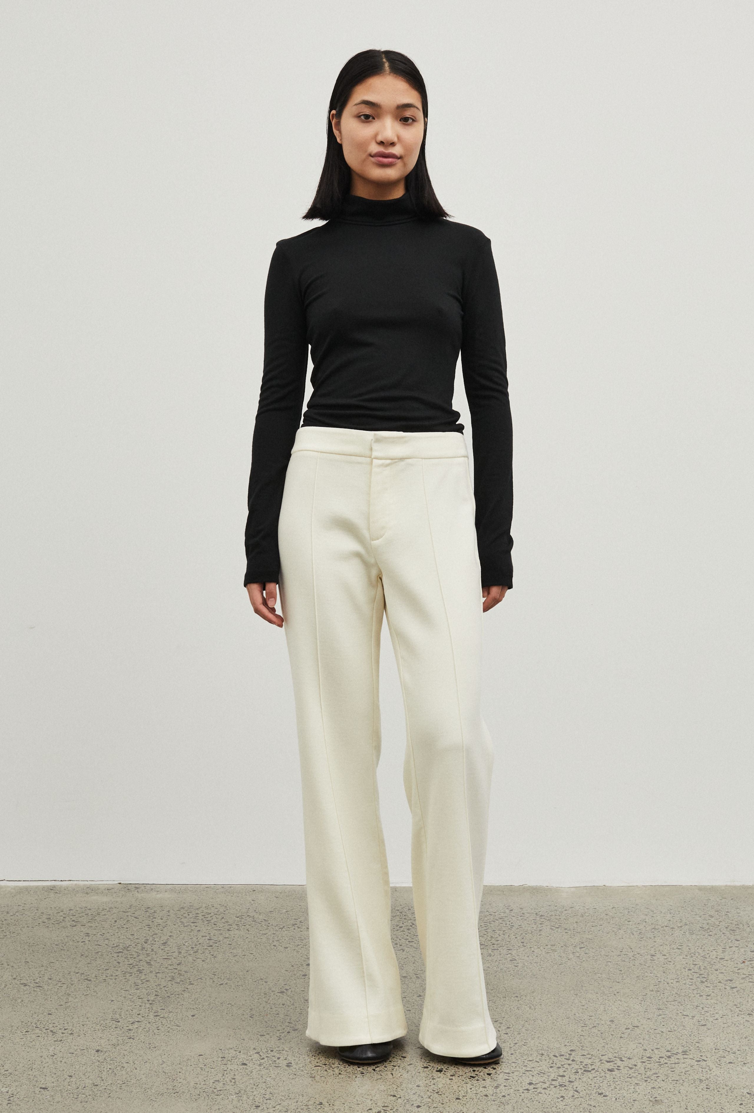 white tailored trousers ladies