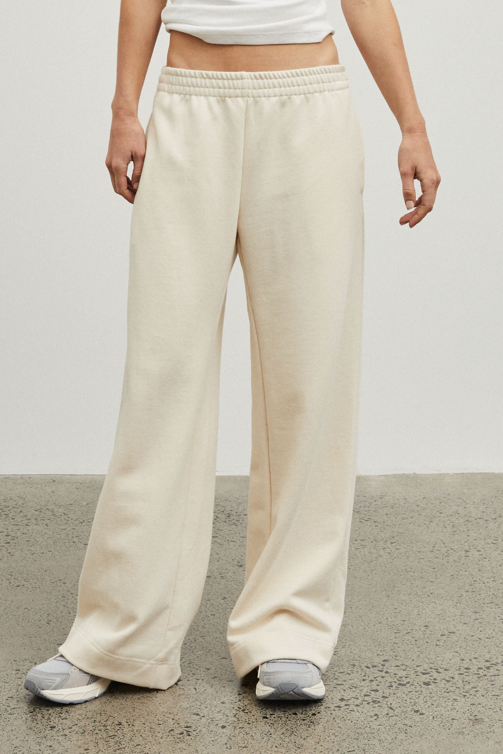 The 29 Best Wide-Leg Sweatpants That Are So Chic | Who What Wear